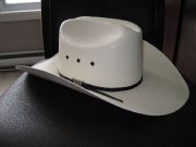 chapeau de cowbow beige 7po