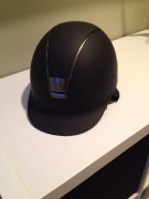 bombe samshield shadow matt presque neuve...