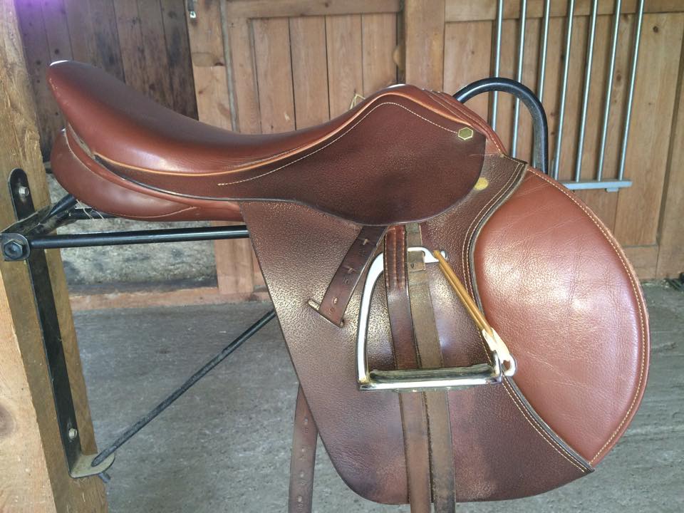 selle presque neuve a vendre!
