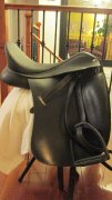 Selle de dressage Wintec 17 p. Nouveau prix