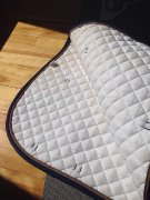 Tapis de selle à vendre - l'intérieur