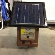 Chargeur Solaire de Clôture Électrique 
