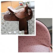 Selle western rose à vendre