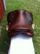 Selle de saut Pariani