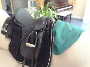 SELLE DE DRESSAGE