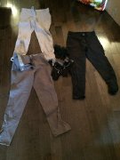 3 Pantalons classique et deux paires de gants