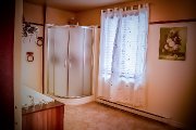 à vendre: fermette avec écurie sur la rive-sud de Québec 
