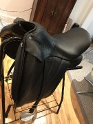 Selle de dressage classique ANTARES