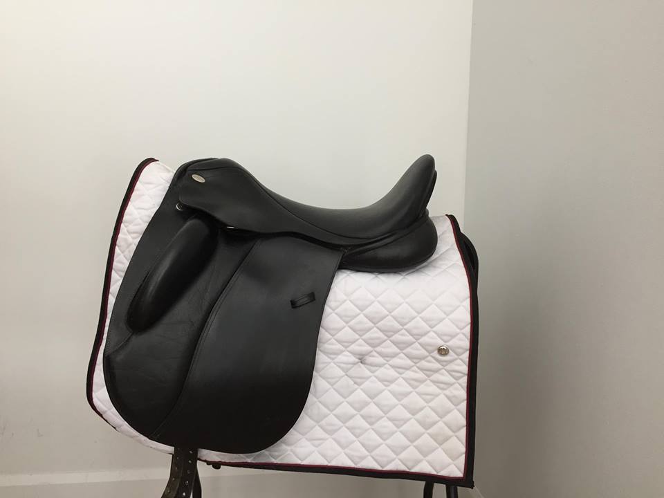 Selle de dressage Santa Cruz