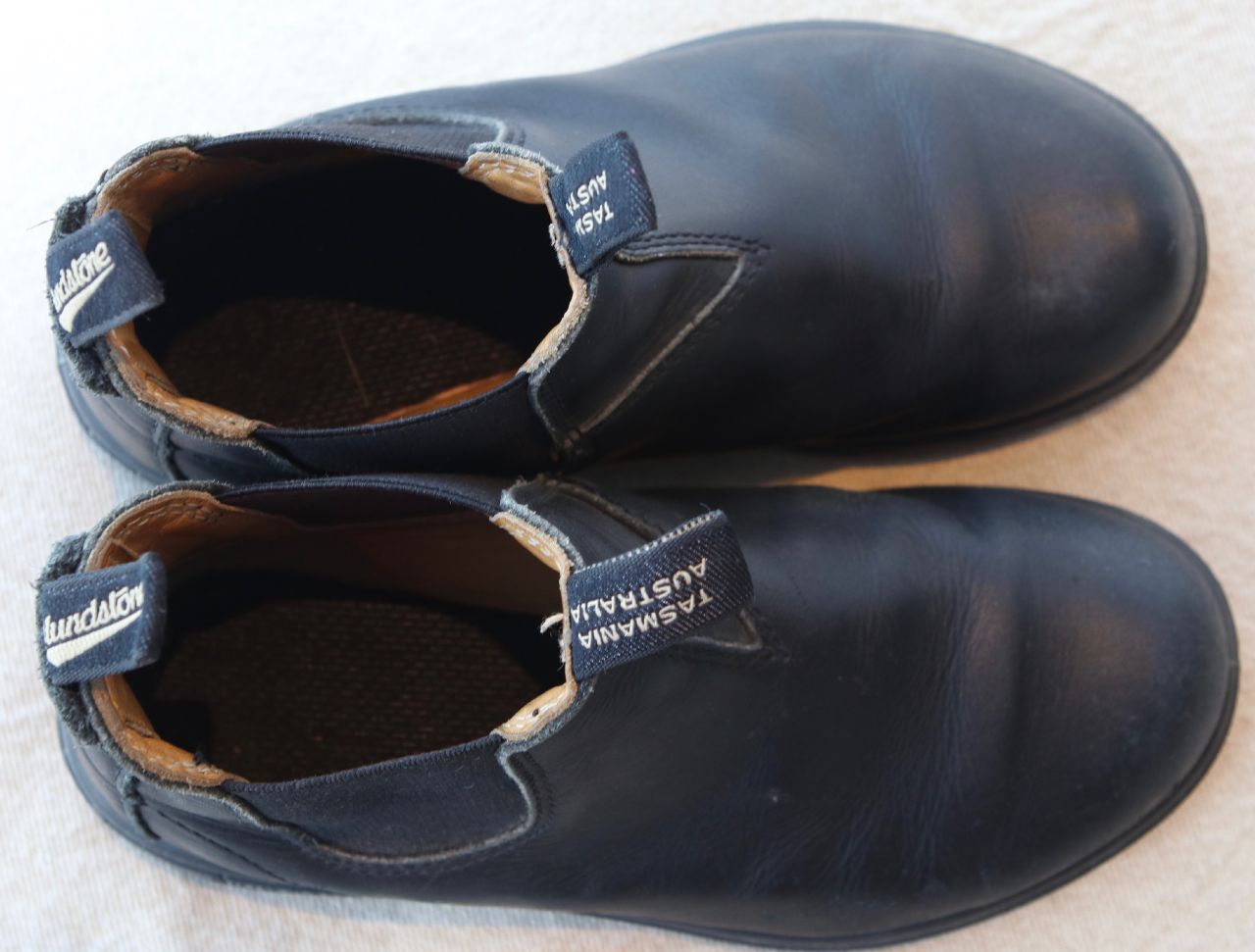 Blundstone noirs