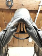 Selle de dressage Schleese 17po St basile Le Grand