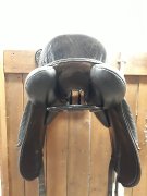 Selle de dressage Schleese 17po St basile Le Grand