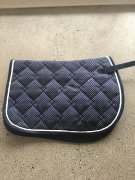 2 tapis de selle taille poney