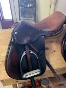 Selle Pessoa édition spéciale impeccable grandeur 16