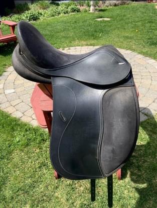 Selle de dressage Tekna