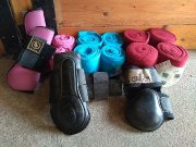 Beaucoup de matériel équestre à vendre!