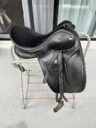 Selle de dressage à vendre