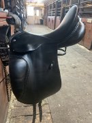 Selle de dressage