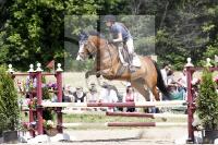 &Eacute;curie Cote de Beaupr&eacute; c'est tout neuf et vraiment super! Classique &eacute;qui-qualit&eacute;. entraineur certifi&eacute; CH FEQ Steve Paquette, sp&eacute;cialis&eacute; jumper....