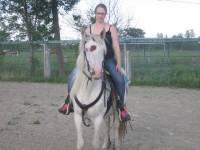 Ca fesait un moment que j'y pensait...je travaillais dans un centre de location et je m'&eacute;tait jur&eacute; de choisir un de ses chevaux pour lui donner une...