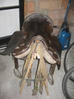 en fait elle est à mon grand père   il en a 2 je voudrais deja tester la restauration d'une pour voir   je me suis assise dessus quand elle est sur...