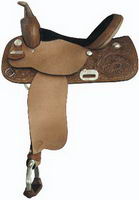 C'est pour une selle anglaise ou western parce que pour le western 16 c'est tres grand alors imagine une 17 moi jutilise une 15 et s'est un peu grand...