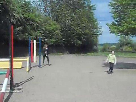 Océane qui imite un cheval
