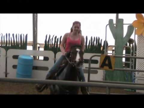 Ma copine Marie " Freiheit_x " avec Tom Tom - Run de Baril ... T Hot Marie ;)