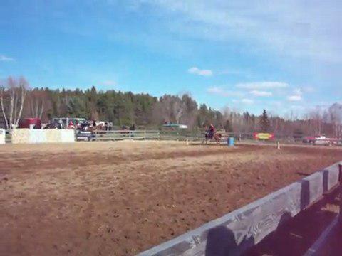 Sur ma jument au gymkhana amateur déguiser de S-Didace, 29 oct. 2011. Aller-retour. :)
