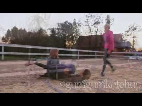 hahah j'aime se genre de video ! :)