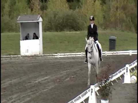 Kat et moi en dressage niveau 1 aux JEQ